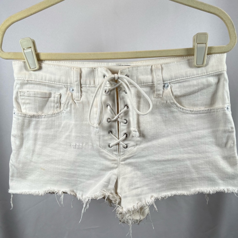 Vintage Mid Rise White Tie Jean Shorts Size 4